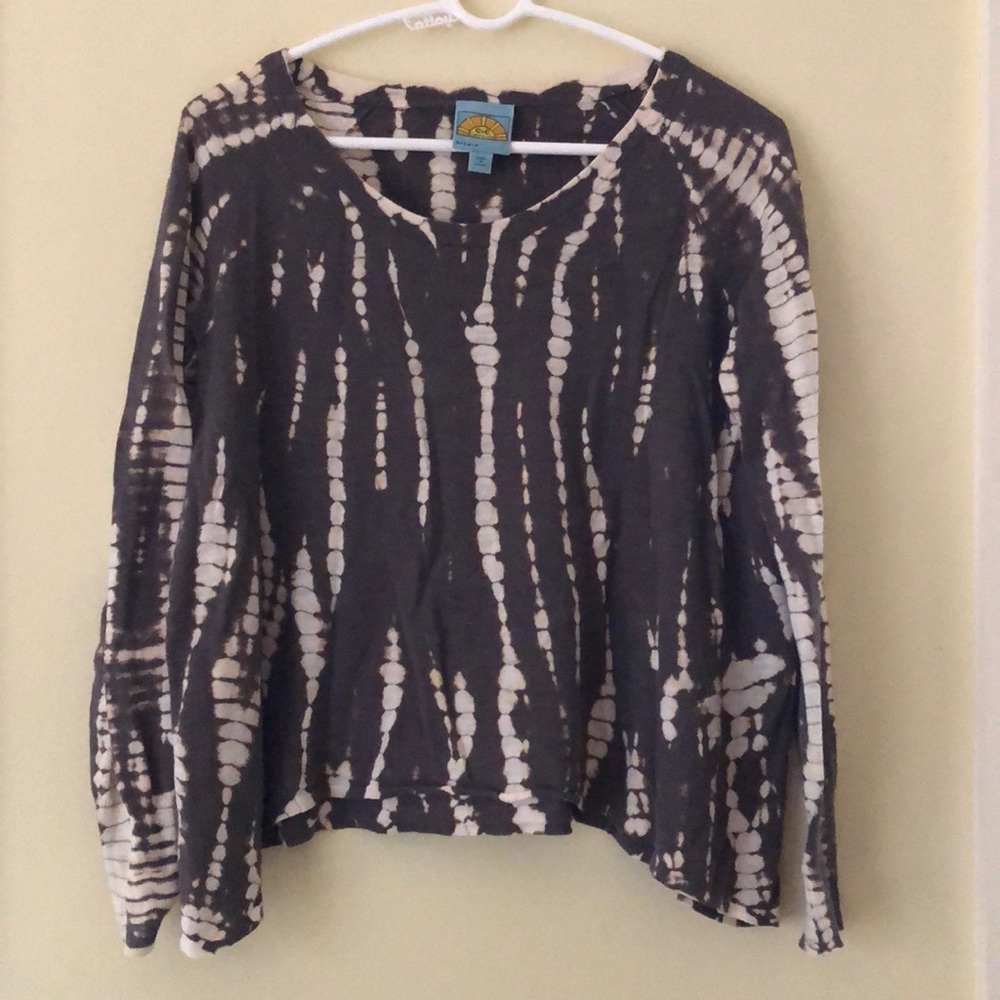 Tie-dye long sleeve swing tee